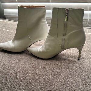 Schultz Cream Heeled Ankle Boots
